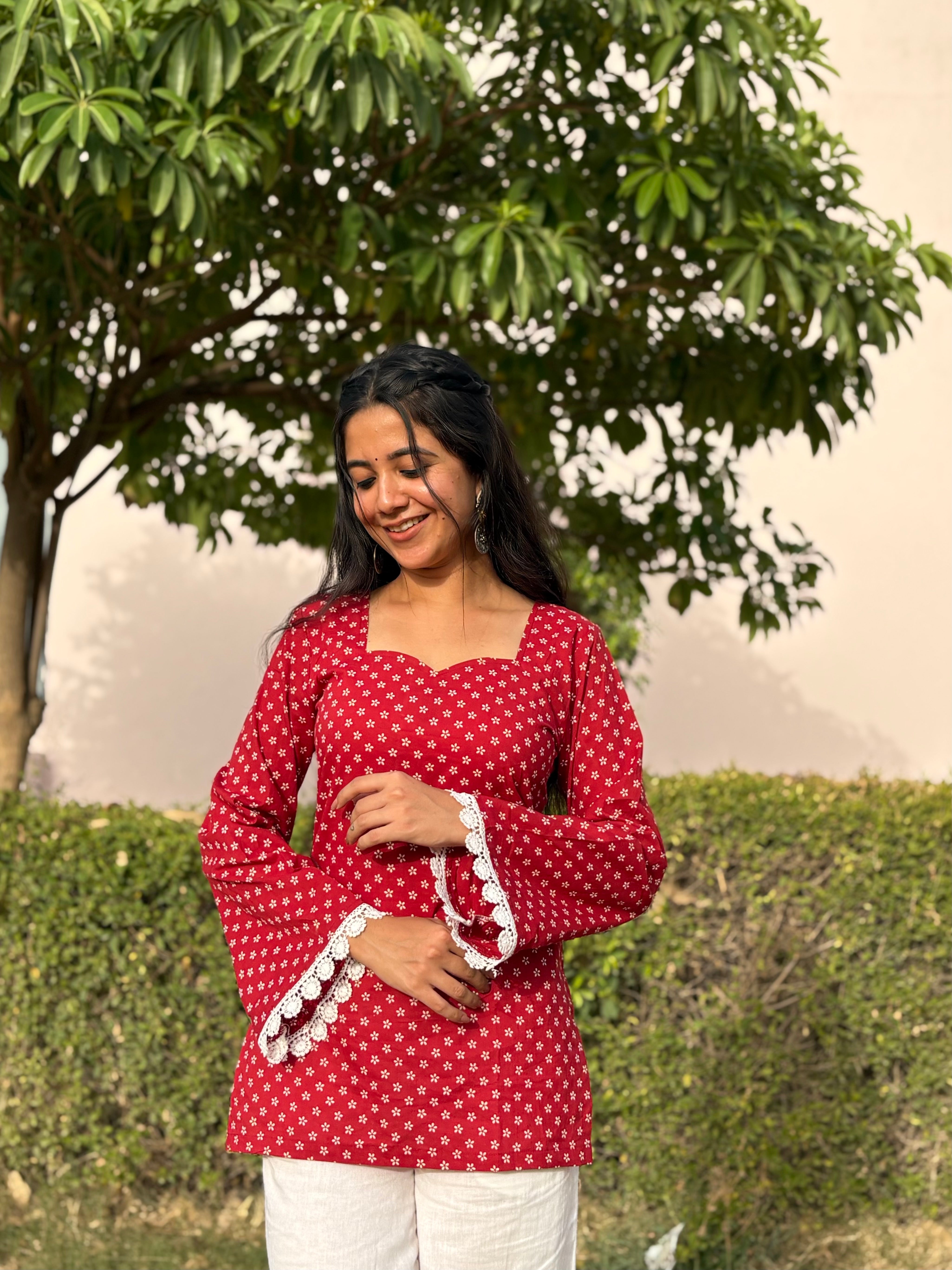 Falak Red Sweetheart Neck Corset Back Kurti