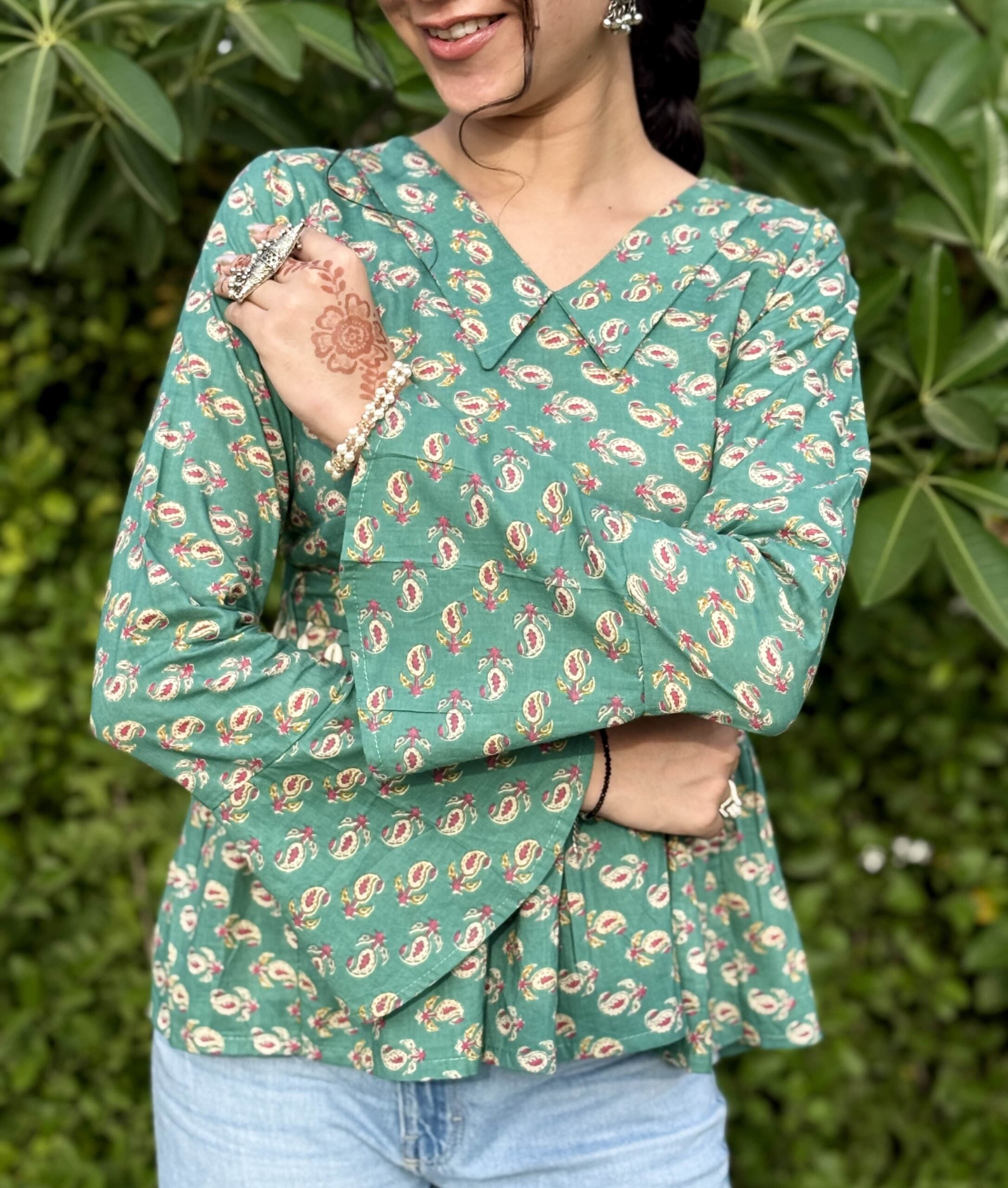 "Komal" Detachable Belt Collared Top