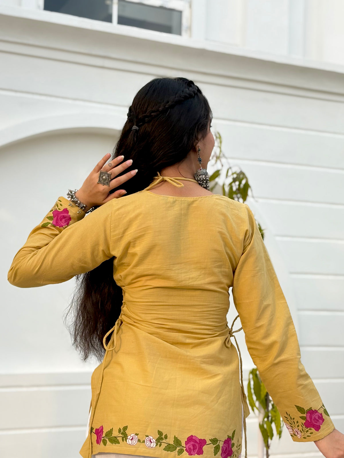 Sakhi Yellow beige 2-in-1 Kurti