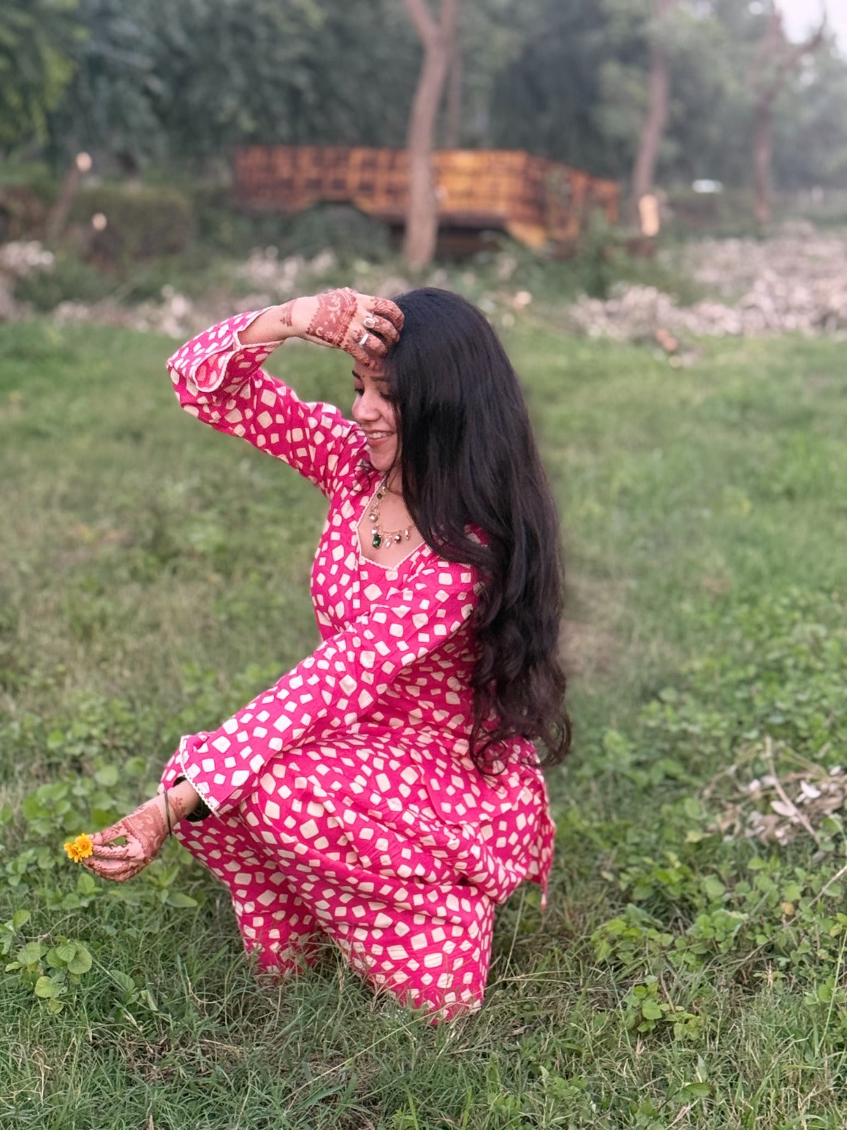 “Sifat” Farshi Salwar Kurta Set