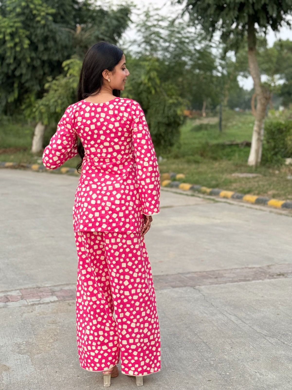 “Sifat” Farshi Salwar Kurta Set