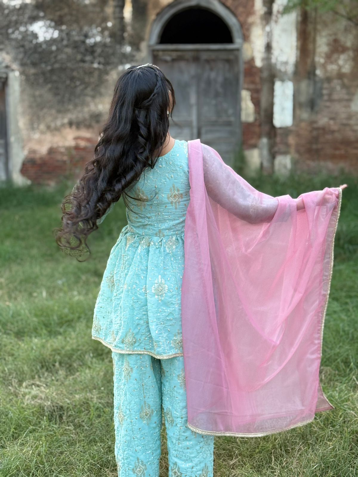 “Feroza” Aqua blue Suit
