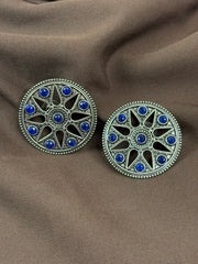 Beautiful Round Studs