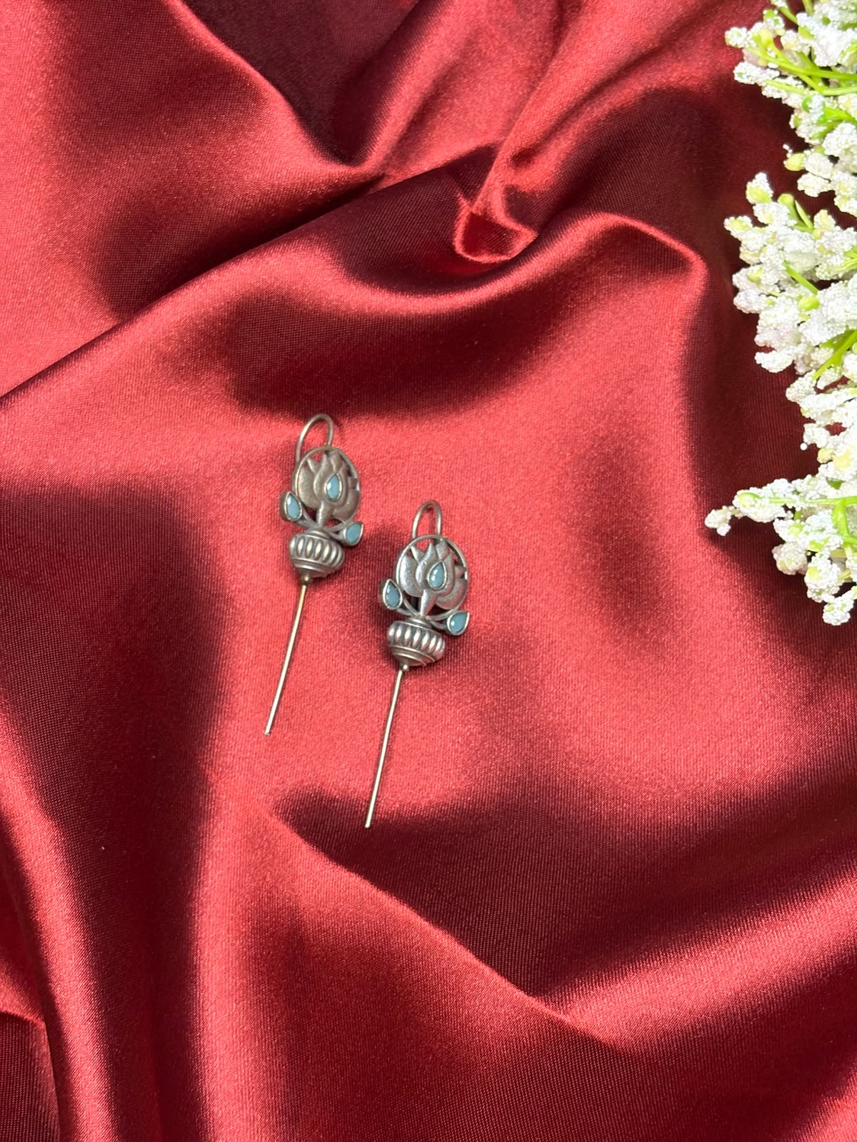 Silver Lotus Earcuff Aqua