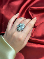 Lotus Adjustable ring - White